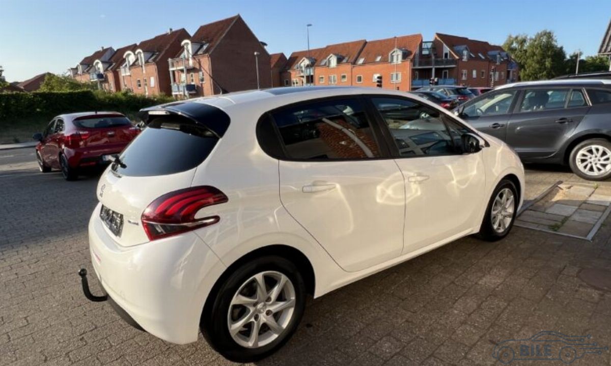 Peugeot 208 2