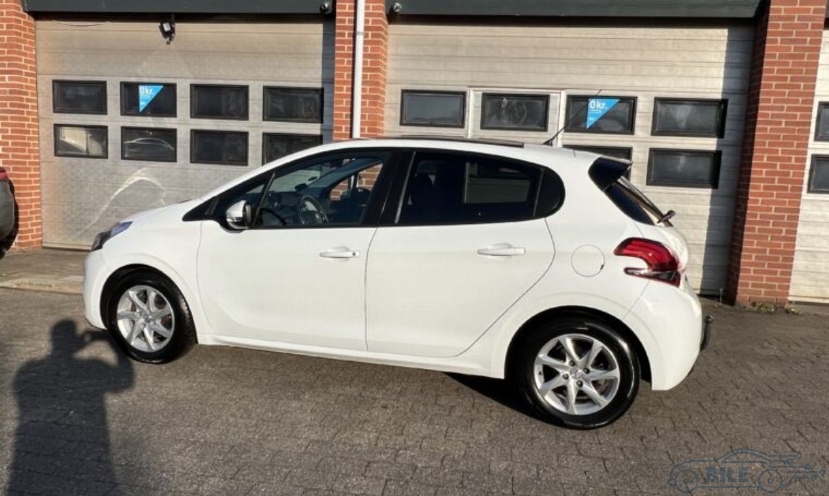 Peugeot 208 3