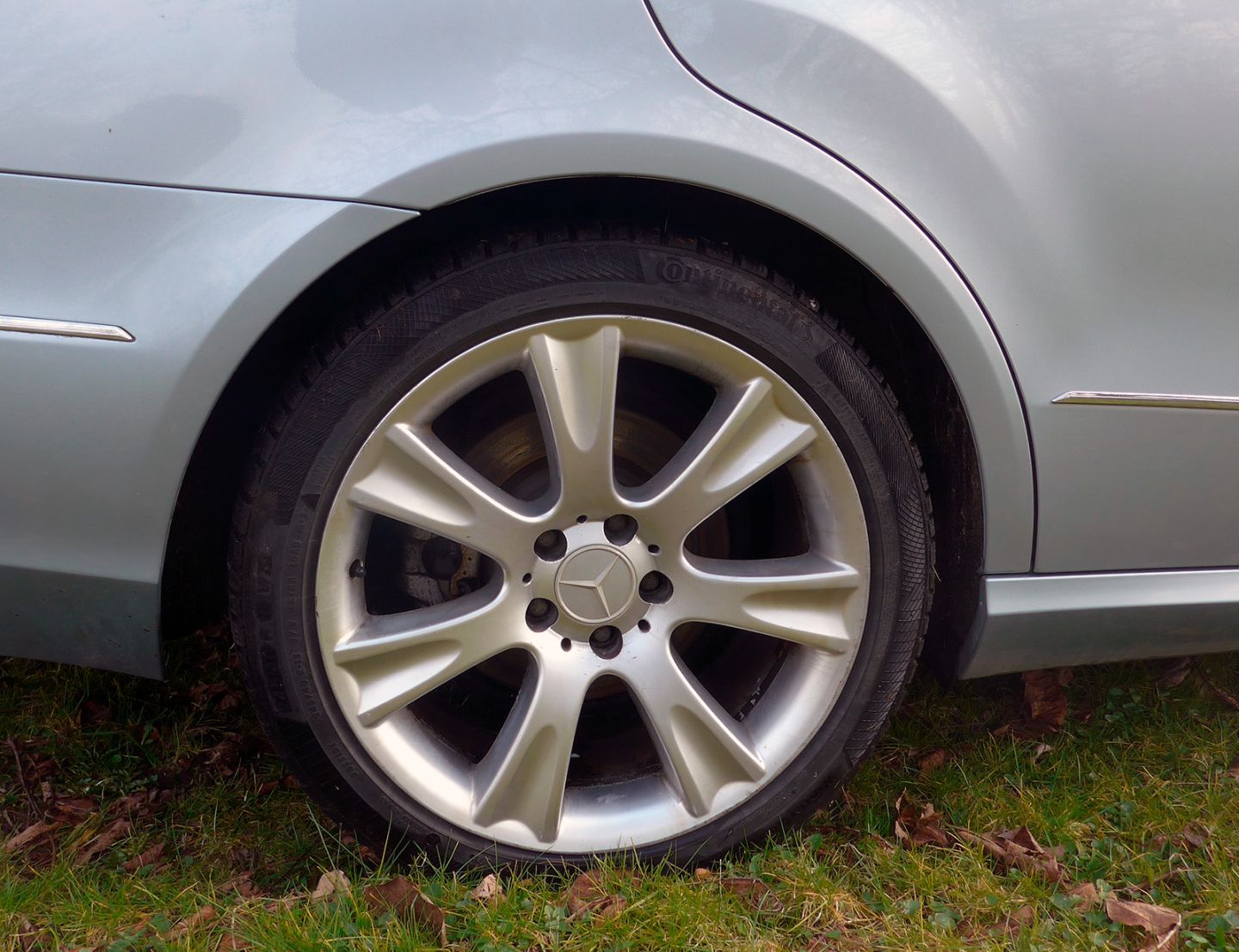 Mercedes-Benz E300 de 5