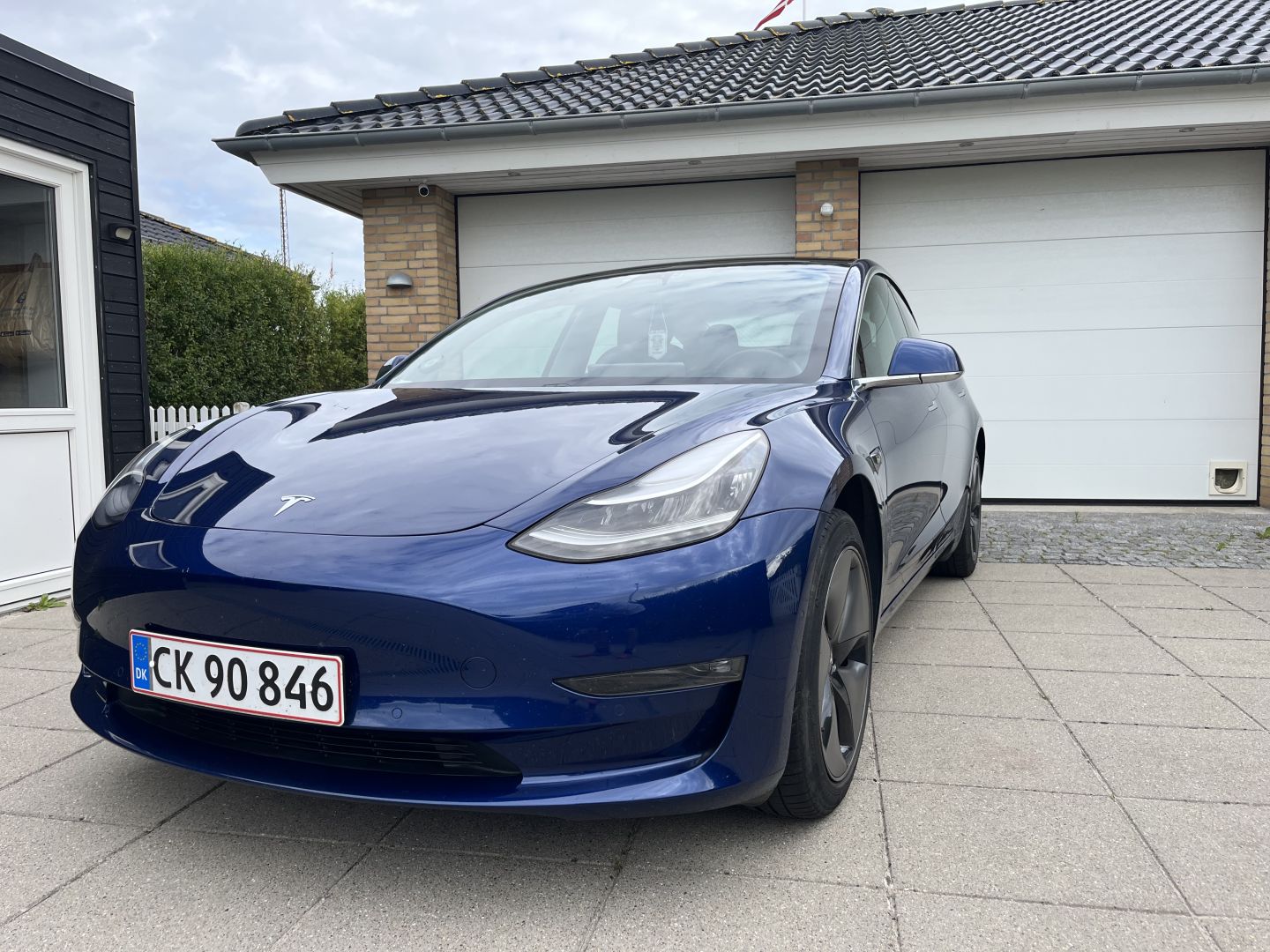 Tesla Model 3 7