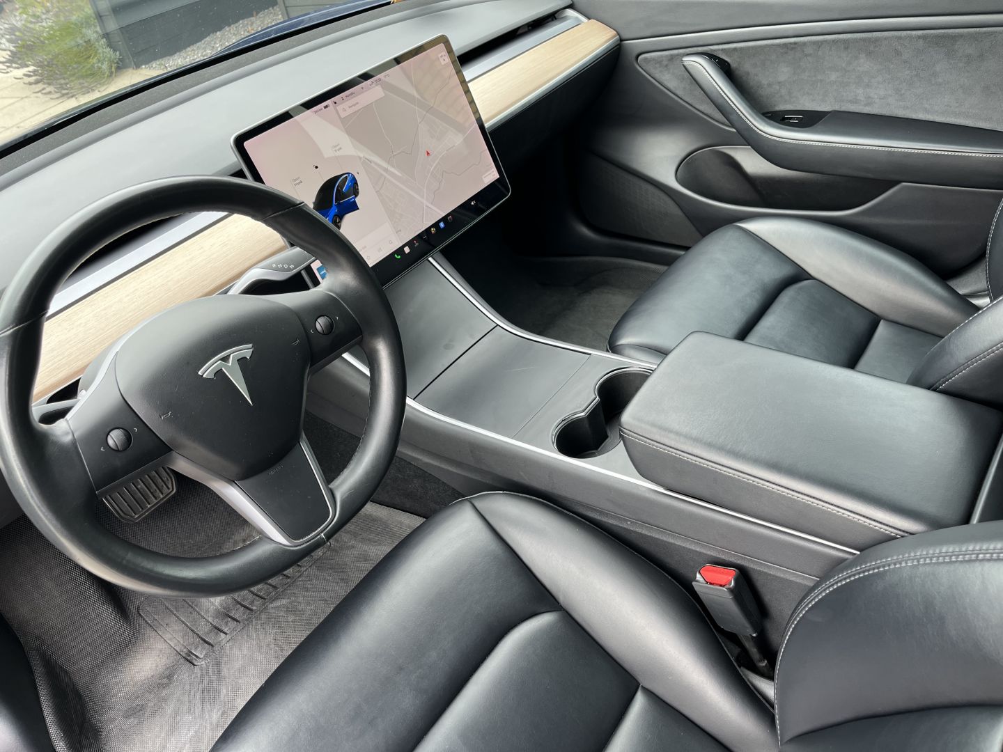 Tesla Model 3 9