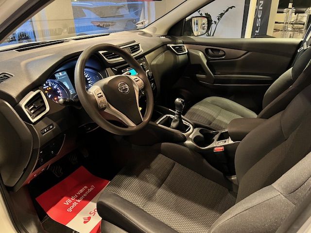 Nissan Qashqai 10
