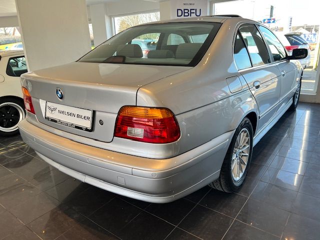 BMW 525i 2