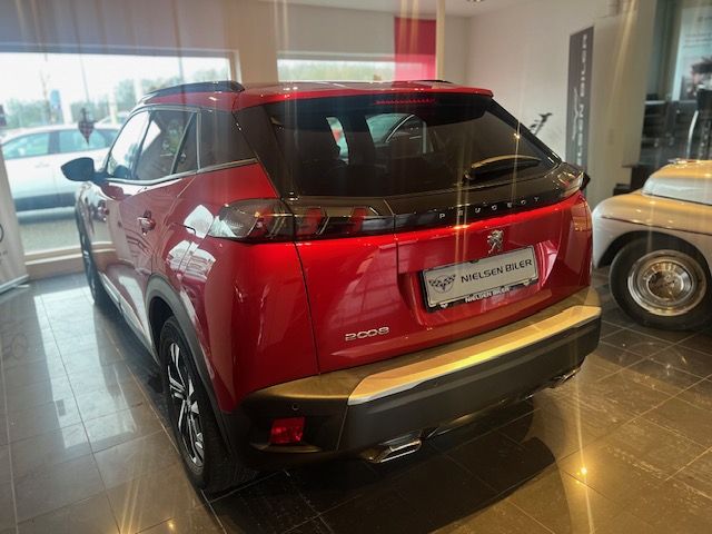 Peugeot 2008 6