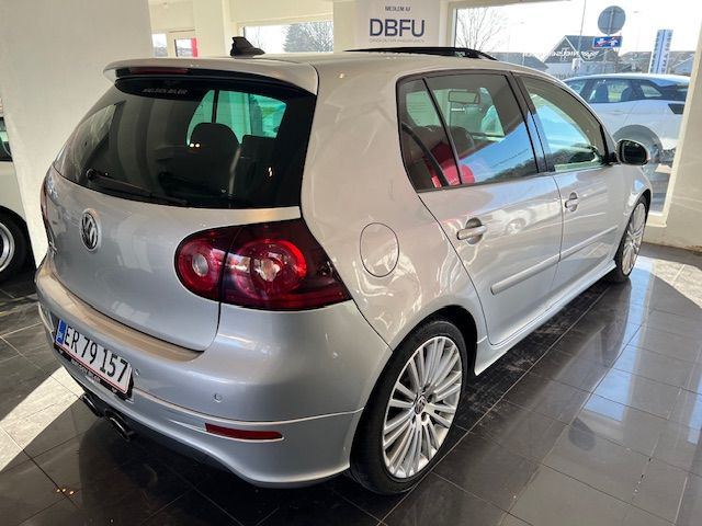 VW Golf 10