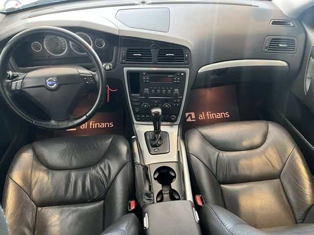 Volvo XC70 10