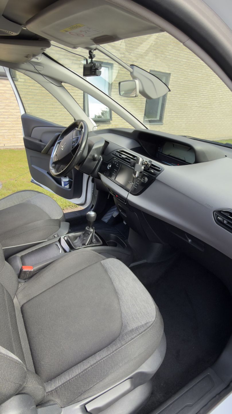 Citroen Grand C4 Picasso 6