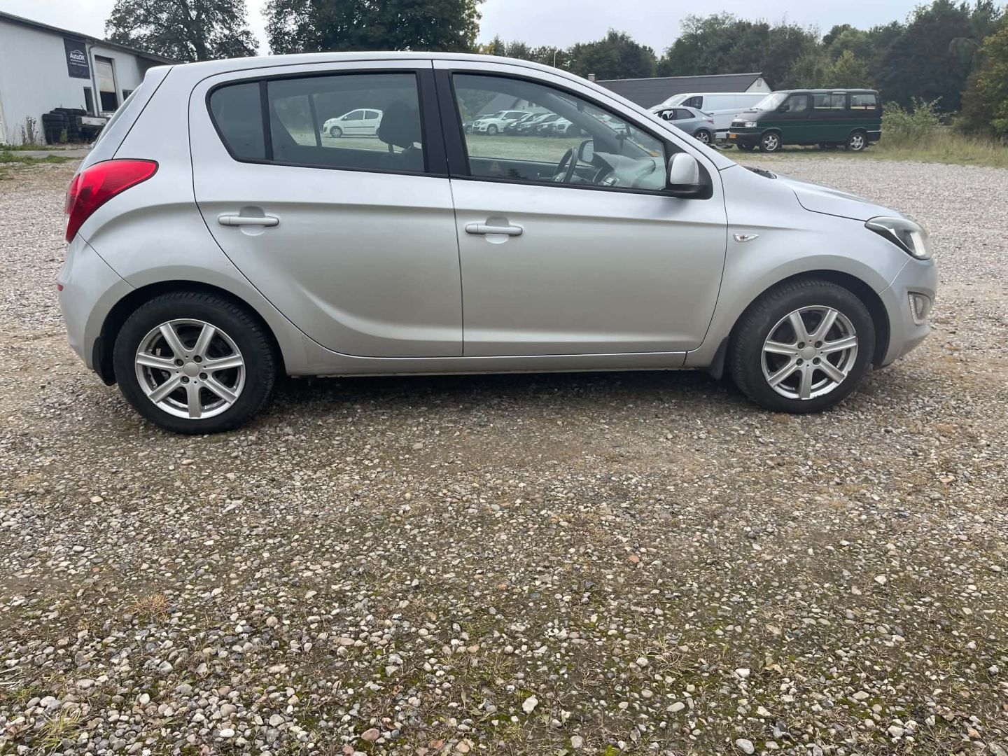 Hyundai i20 6