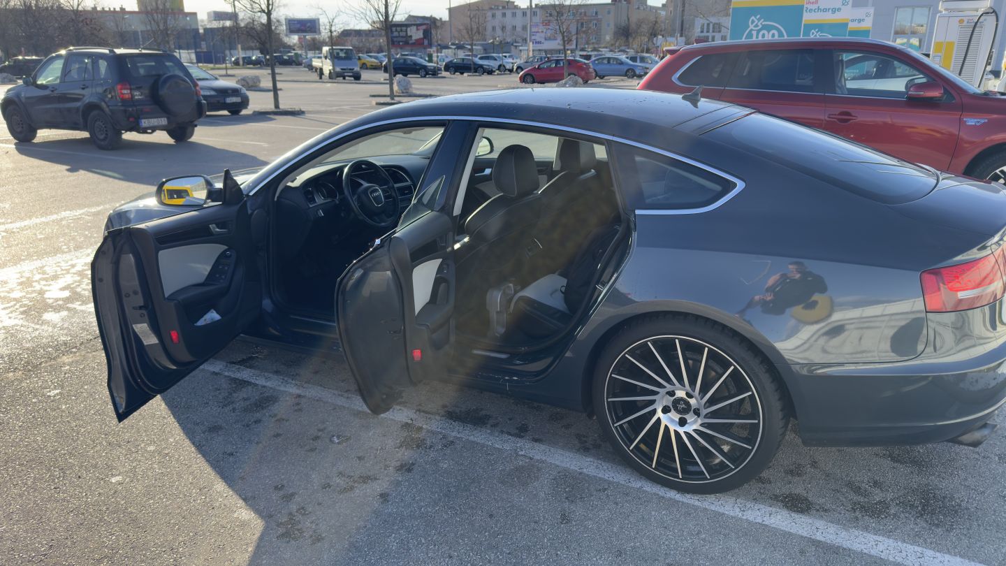 Audi A5 6
